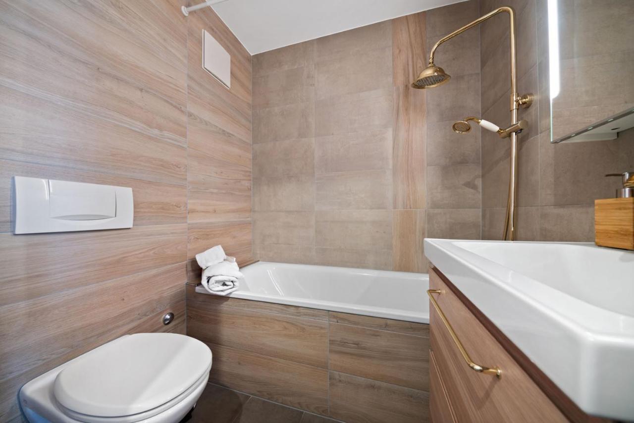 Charmant studio rénové situé dans les bains d'Ovronnaz, immeuble les Sources Exterior foto